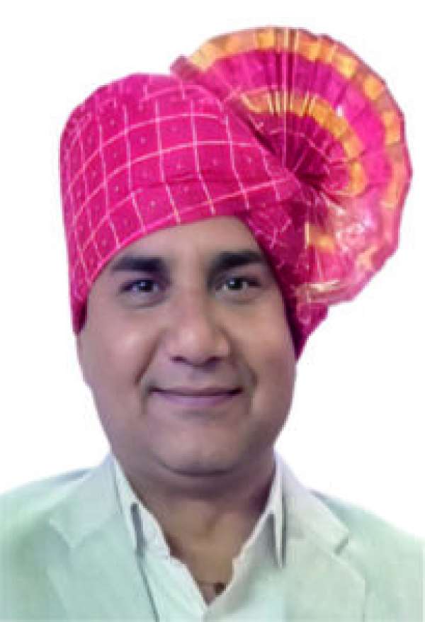महेश कुमार सिंह